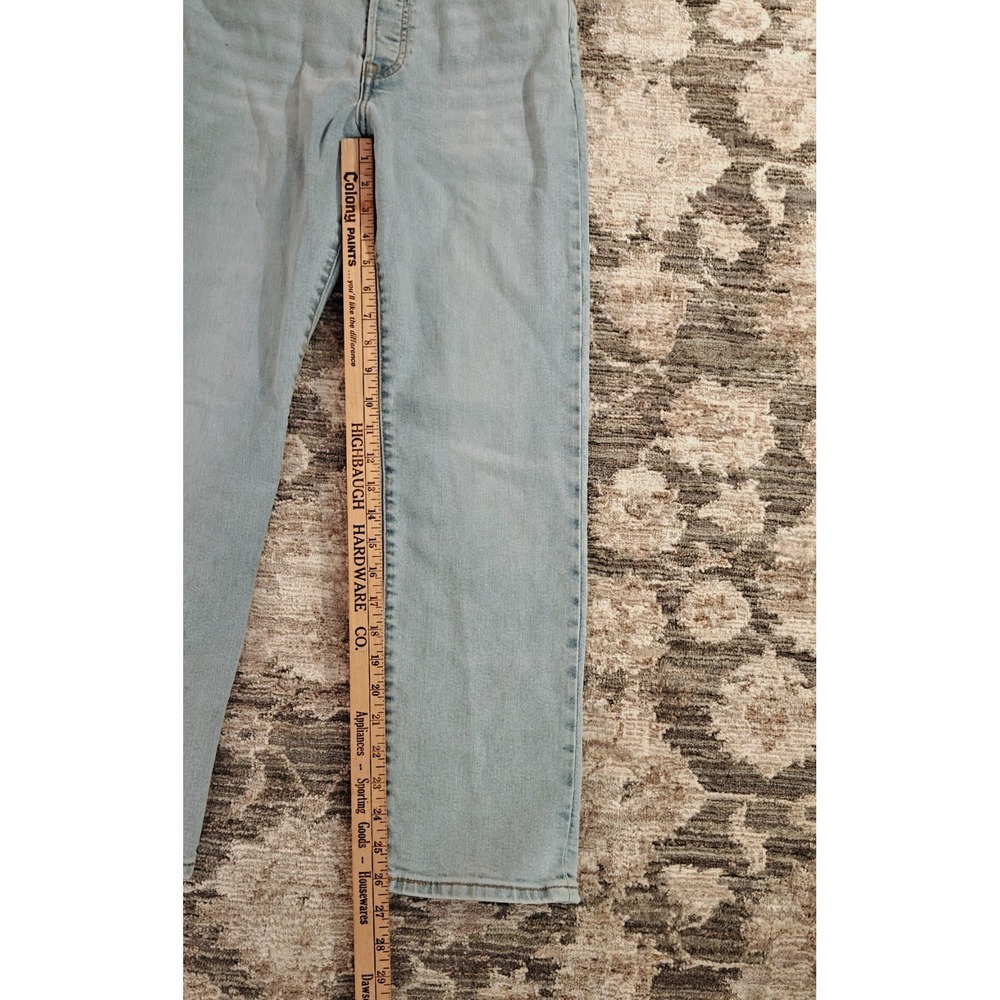 Levis Wedgie Straight Jeans Womens Sz 29  High Rise  Classic Jeans - Picture 8 of 8